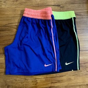 Lot of 2 Women’s Nike Dri-FIT Fly Knit 7" Shorts